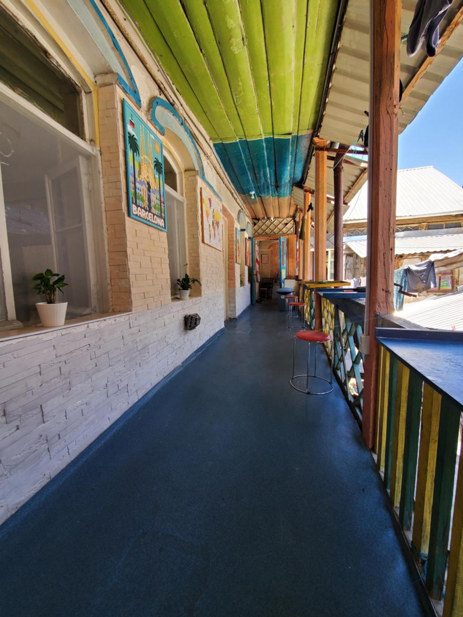 El Hostal Tbilisi Eksteriør billede