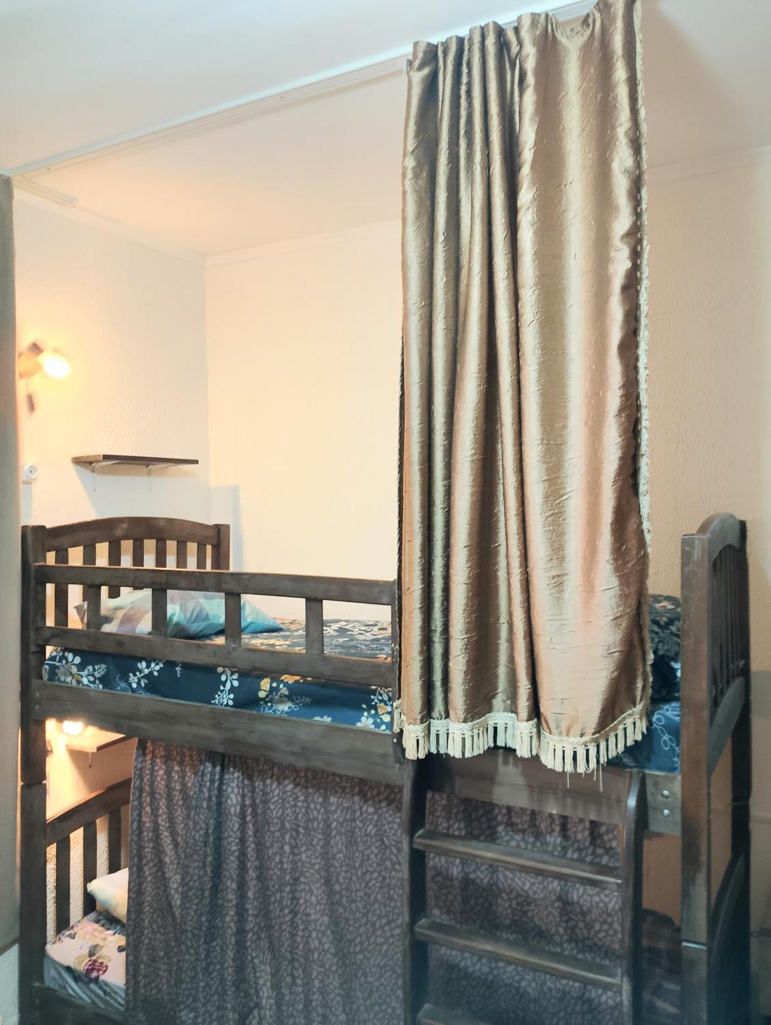 El Hostal Tbilisi Eksteriør billede